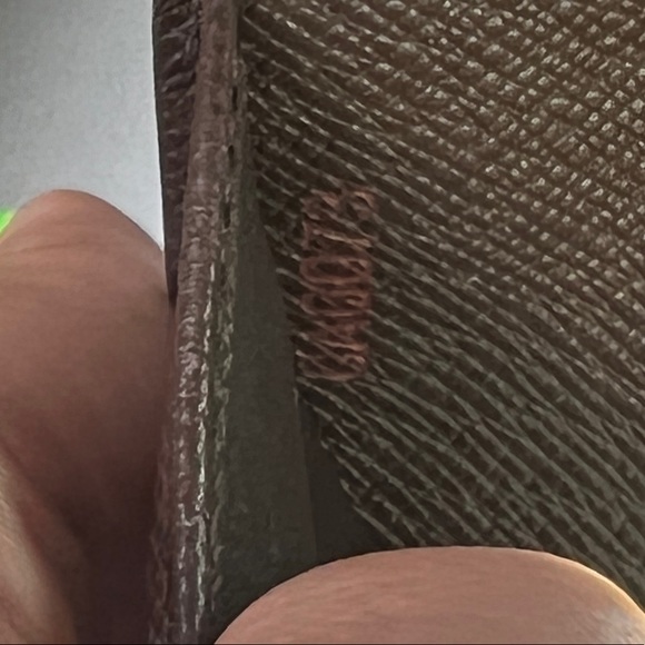 <LOWEST PRICE>100% AUTH Louis Vuitton Damier Ebene Compact Zip Wallet - Picture 13 of 13